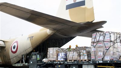 مصر ترسل مساعدات طبية لبريطانيا لمواجهة كورونا