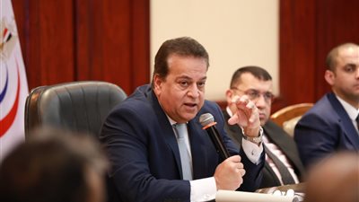 وزير الصحة يفتتح رسميًا مركز التحكم والسيطرة على الأمراض