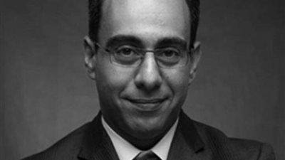 العاملون بمدارس كابيتال للغات ينعون المحامي إيهاب أشرف