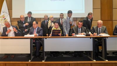 بـ 120 مليون دولار.. توقيع عقد أول محطة لتحويل المخلفات البلدية إلى طاقة كهربائية