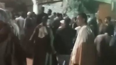 كان عائدا من العمل.. تشييع جثمان طبيب أسنان لقي مصرعه أسفل عجلات القطار بالفيوم | بث مباشر 