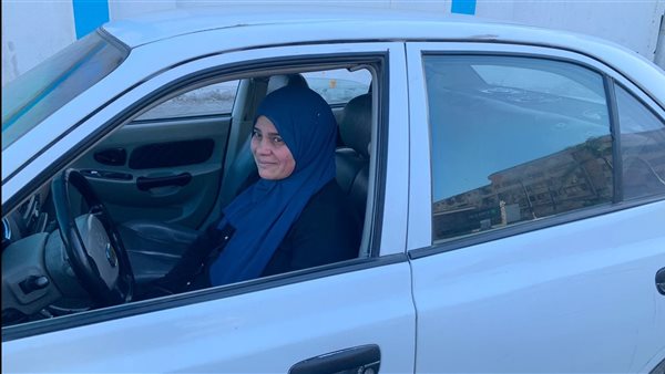 سائقة التاكسي ببورسعيد