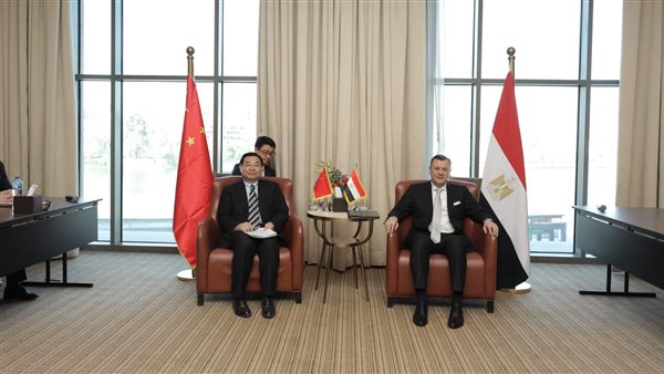 وزيرا السياحة المصري