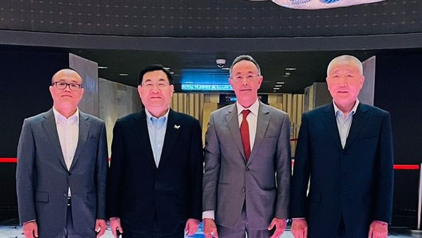 جانب من الزيارة