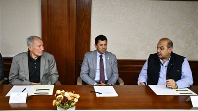 بجلسة ثلاثية.. وزير الرياضة يبدأ خطوات بحث تنظيم أولمبياد 2036