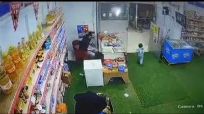 فيديو استيلاء طفل على كيس أوريو.. صاحب السوبر ماركت: نشرته على فيس بوك للدعابة والطفل جاري