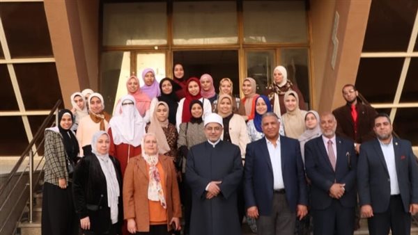 جانب من الإفطار الجماعي