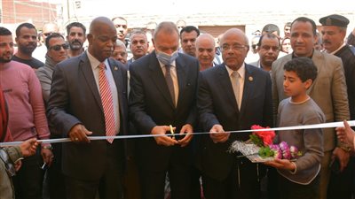 محافظ القليوبية يفتتح معرض أهلًا رمضان بمدينة كفر شكر