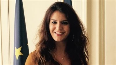 وزيرة فرنسية بعد أزمة ظهورها على غلاف مجلة بلاي بوي: للنساء حق في أن يجعلن بأجسادهن ما يرغبن مهما غضب الرجعيين 