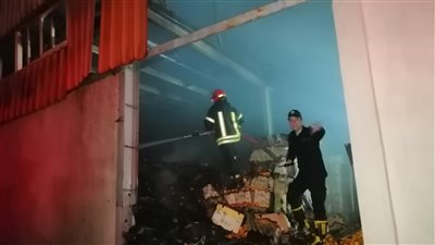 بالأسماء.. إصابة 21 شخصا في حريق شركة تعبئة فاكهة بالبحيرة