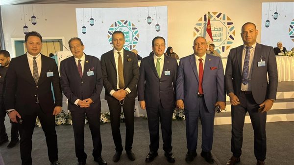 بعض المشاركين في