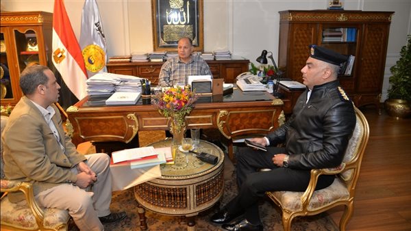 محافظ أسيوط 