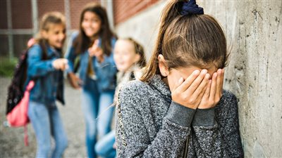 حجز محاكمة 3 طالبات بتهمة التنمر على زميلتهن بالتجمع الخامس للنطق بالحكم