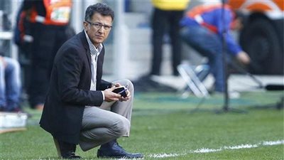 بعد إنهاء اتفاقه مع الزمالك.. القاهرة 24 يكشف تفاصيل CV الكولومبي خوان كارلوس أوسيريو