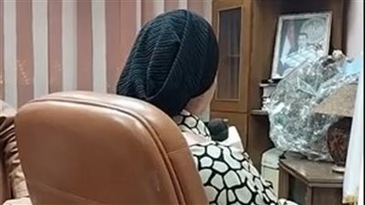 فتاة تتهم 3 شباب بالتعدي عليها جنسيًا: شربوني عصير وصحيت لقيت نفسي في أوضة ضلمة وفوجئت أني حامل| فيديو