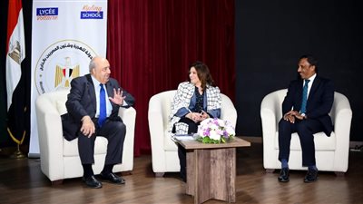 الهجرة تنظم يومًا مصريًا ولقاءً لـ ميسرة عبد الله عالم المصريات بمدارس القرية الذكية