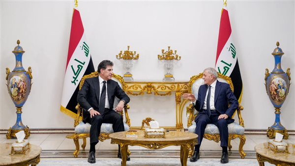  الرئيس عبد اللطيف