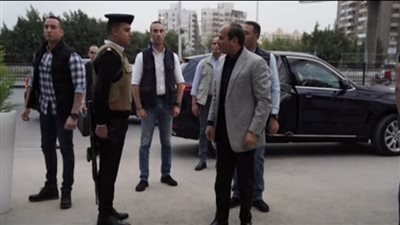 السيسي: فخور بالتزام ضباط وأفراد قسم شرطة مدينة نصر أول.. وتحية تقدير لرجال الشرطة