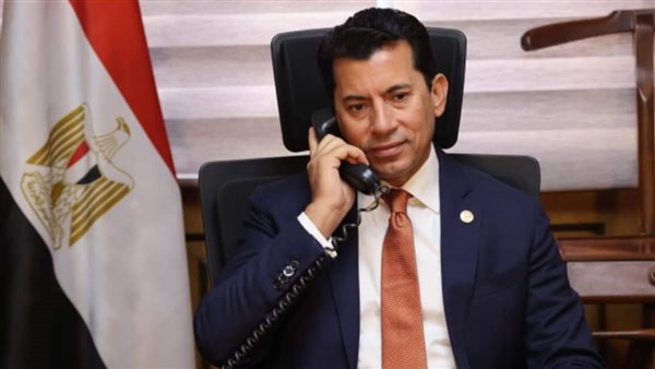  الدكتور أشرف صبحي،