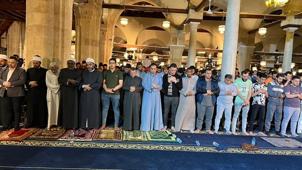 صلاتي العشاء والتراويح