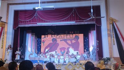 وزيرا التعليم و الثقافة يشهدان عروضًا مسرحية وفنية لطلاب مدرسة النصر للغات بمصر الجديدة