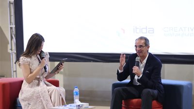 وزير الاتصالات: استضافة الشركات الناشئة في مركز كريتيفا بالجيزة