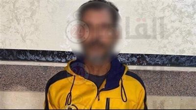 وصول المتهم بإنهاء حياة سيدة ونجلها في كفر الشيخ لمحكمة فوه