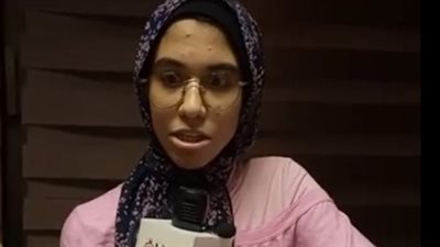 أنتِ بطيئة.. معلمة تتنمر على طالبة من ذوي الهمم وتتسبب لها في أزمة نفسية | فيديو