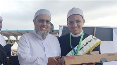 طالب أزهري يفوز بالمركز الأول في مسابقة إفريقيا الكبرى للقرآن الكريم.. بمشاركة 26 دولة