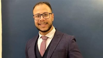 توفي عقب تخرجه بـ 20 يومًا.. أصدقاء طبيب سوهاج: كان بيحلم باليوم اللي يتخرج فيه ويشتغل ويساعد المحتاجين 