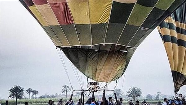 البالون الطائر بالأقصر