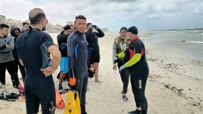 التقلبات الجوية تعيق عملية العثور على جثمان شاب غرق بشاطئ النخيل في الإسكندرية