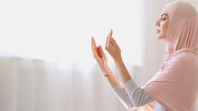 دعاء الجمعة اليتيمة في شهر رمضان.. ندعوك أن تفرج عنا همومنا