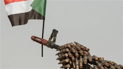 السودان على صفيح ساخن.. الجيش يحذر وقوات الدعم السريع تدخل شمال الخرطوم