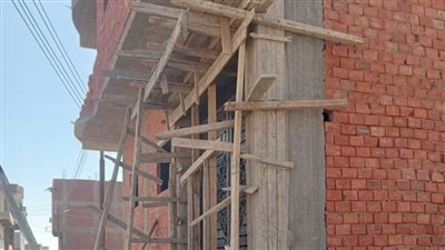 إزالة حالتي تعدٍ بالبناء بمركز مطاي في المنيا