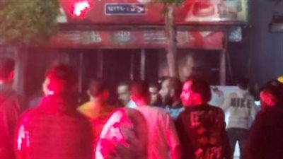 السيطرة على حريق بمحل جلود بمنطقة وسط البلد |صور