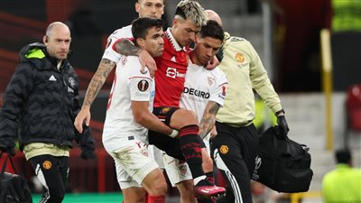 مانشستر يونايتد يعلن رسميا غياب ليساندرو مارتينيز حتى نهاية الموسم.. ومدة غياب فاران