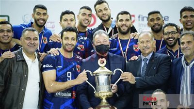 بحضور الخطيب.. لقطات من تتويج الأهلي ببطولة كأس مصر لكرة اليد