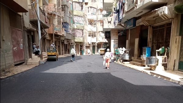 رصف الشوارع بأسيوط