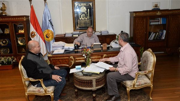 محافظ أسيوط 