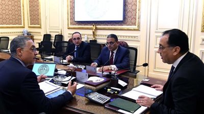 رئيس العامة للاستثمار: ليوني الألمانية تدرس إنشاء أول منطقة للصناعات العنقودية لمكونات السيارات في مصر