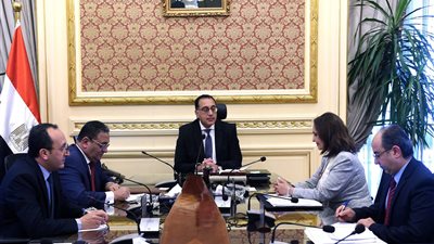 مدبولي يستعرض جهود اللجنة الوطنية التنسيقية لمكافحة ومنع الهجرة غير الشرعية