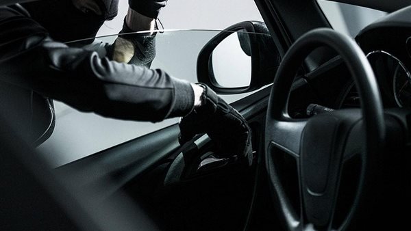 سيارة - أرشيفية 