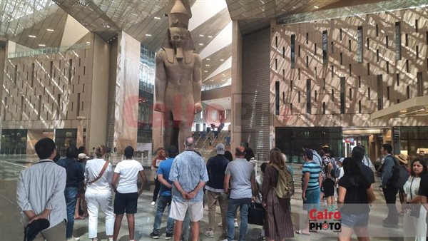 تمثال الملك رمسيس