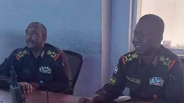 البرهان وقيادات عسكرية