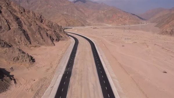 طريق شرم الشيخ/ دهب