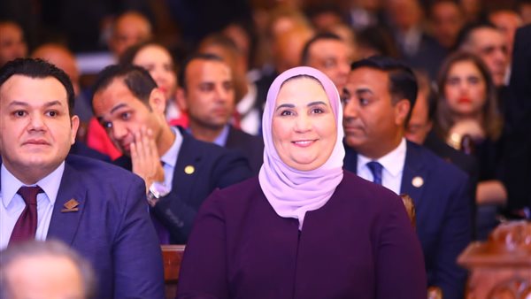 نيفين القباج وزيرة