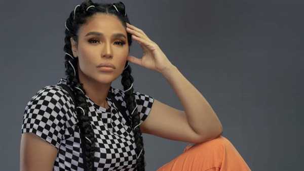 المطربة أمينة