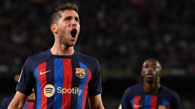 رسميًا.. برشلونة يعلن إصابة سيرجي روبرتو