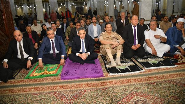 محافظ الغربية يشهد